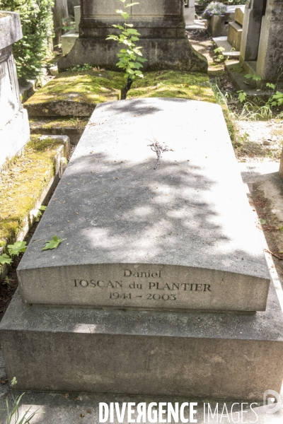 Les tombes  people  du pere lachaise