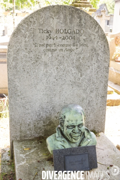 Les tombes  people  du pere lachaise