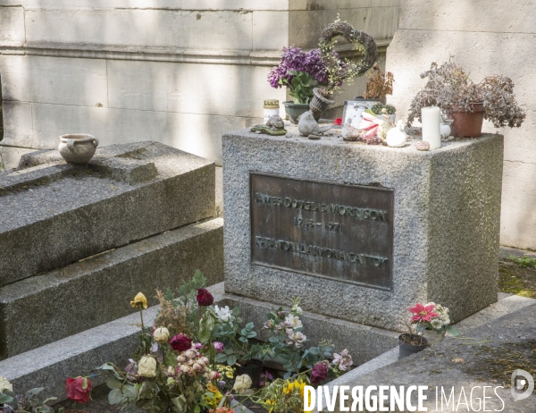 Les tombes  people  du pere lachaise