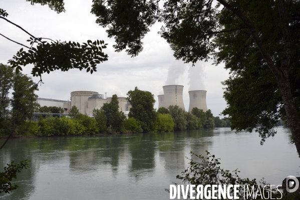 Tous Cobayes , marche antinucléaire Vérité et Justice pour la santé environnementale à la centrale du Bugey