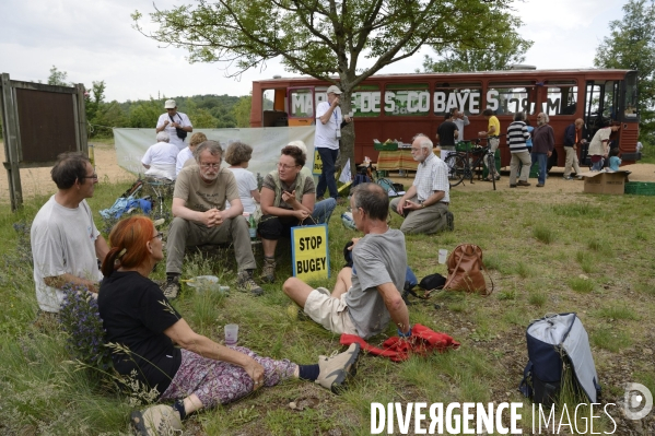 Tous Cobayes , marche antinucléaire Vérité et Justice pour la santé environnementale à la centrale du Bugey