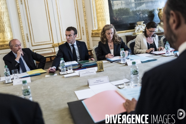 Séminaire gouvernemental au palais de l Elysée.