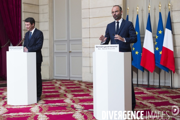 Séminaire gouvernemental au palais de l Elysée.