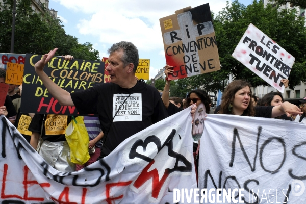 Manifestation Contre la Loi Asile-Immigration de Collomb et President Emmanuel Macron.  Demonstration Against the Asylum-Immigration Law of Collomb and President Emmanuel Macron.