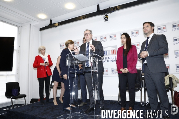 Assemblee Nationale Quatre colonnes