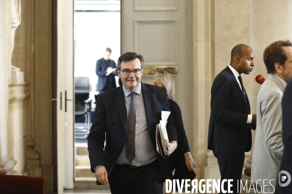 Assemblee Nationale Quatre colonnes