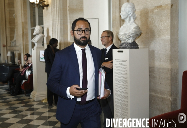 Assemblee Nationale Quatre colonnes