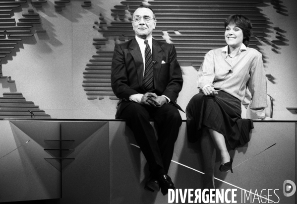 Journal télévisé d Yves Mourousi et Marie-Laure Augry sur TF1