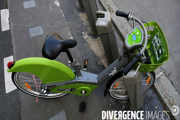 Vélib Métropole, Vélo en libre-service à Paris. Velib Metropole self-service public bicycle rental.