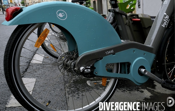 Vélib Métropole, Vélo en libre-service à Paris. Velib Metropole self-service public bicycle rental.