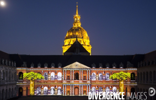 Spectacle La nuit aux Invalides dans la cour d honneur de l Hôtel des Invalides.