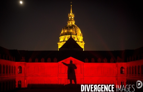 Spectacle La nuit aux Invalides dans la cour d honneur de l Hôtel des Invalides.