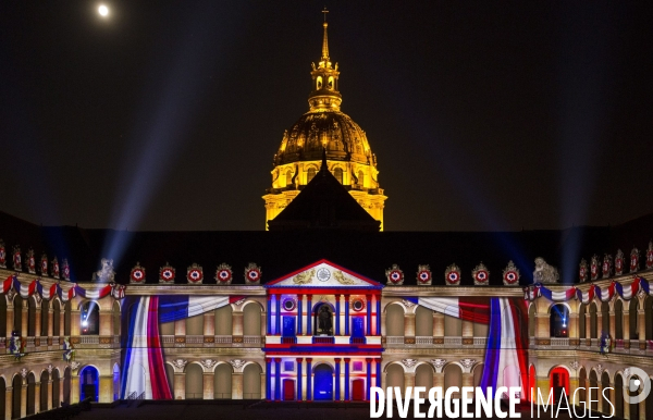 Spectacle La nuit aux Invalides dans la cour d honneur de l Hôtel des Invalides.