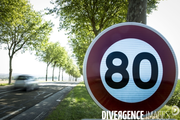 La vitesse sur les routes sans séparateur central passe de 90 à 80 km/h à partir du 1er juillet 2018