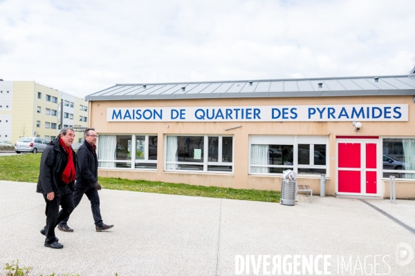 En tournée avec les militants de la France Insoumise