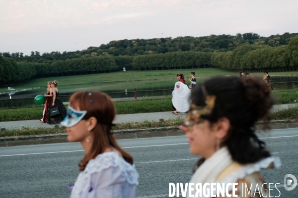 Sortie de bal au Château de Versailles