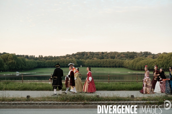 Sortie de bal au Château de Versailles