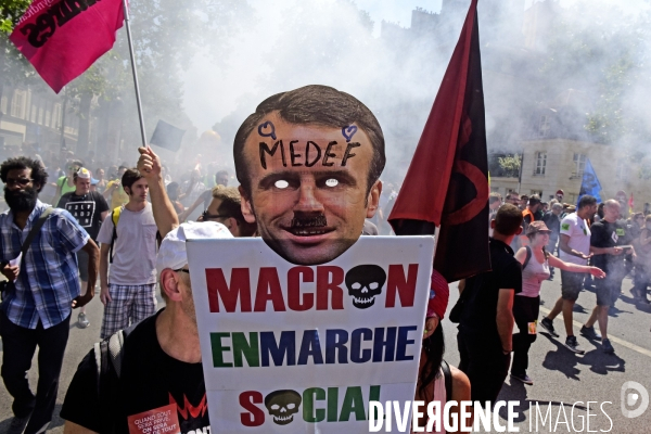 Manifestation interprofessionnelle à Paris. Protest against the government s initiative to reform.