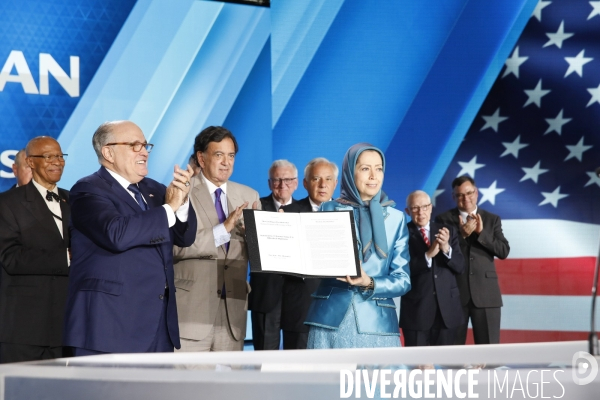 Iran : Rudy Giuliani USA au Conseil National de la résistance Iranienne à Paris