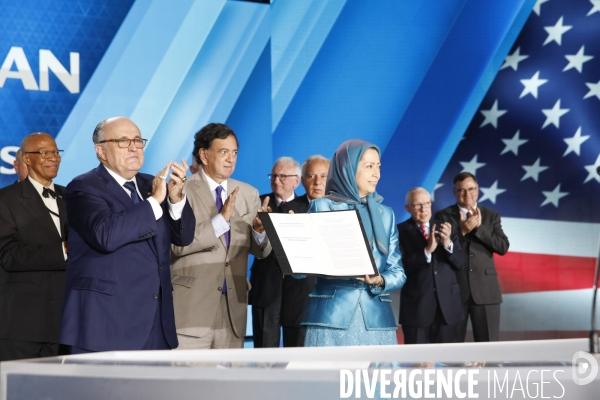 Iran : Rudy Giuliani USA au Conseil National de la résistance Iranienne à Paris