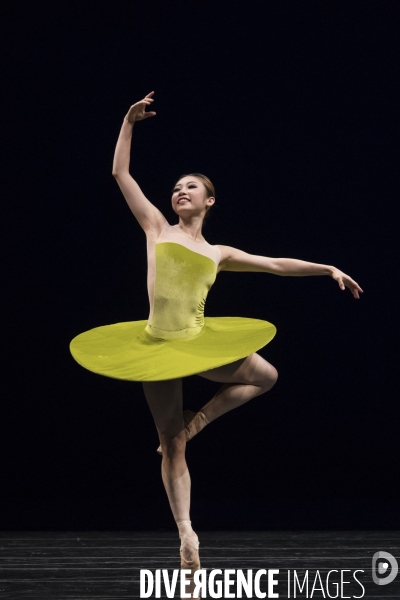THE VERTIGINOUS THRILL OF EXACTITUDE - William Forsythe - Compania nacional de danza de Espana