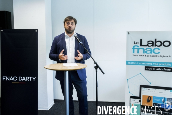 Brune POIRSON visite le Labo FNAC