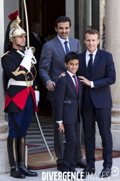 L émir du Quatar Cheikh Tamim bin Hamad bin Khalifa AL THANI à l Elysée.