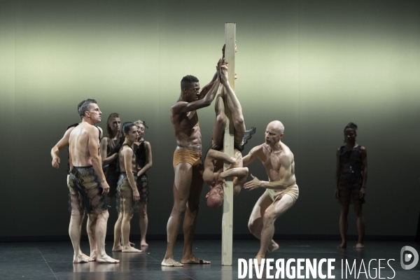 KREATUR de Sasha Waltz