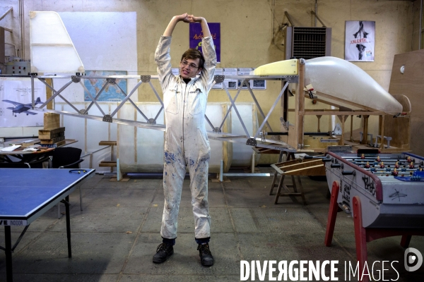 Les jeunes de l association Appel d Aire