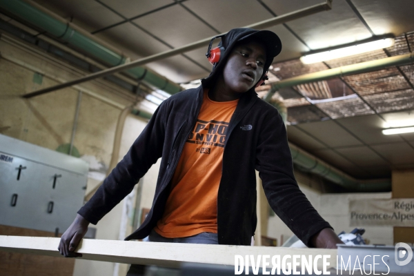 Les jeunes de l association Appel d Aire