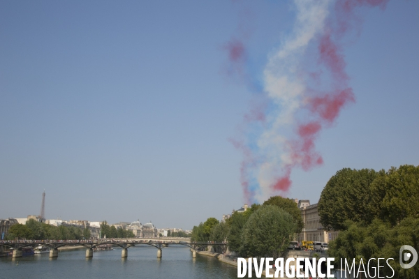 Defile du 14 juillet dans les airs