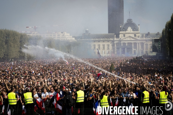 Finale du Mondial 2018 retransmise au Champ de Mars.