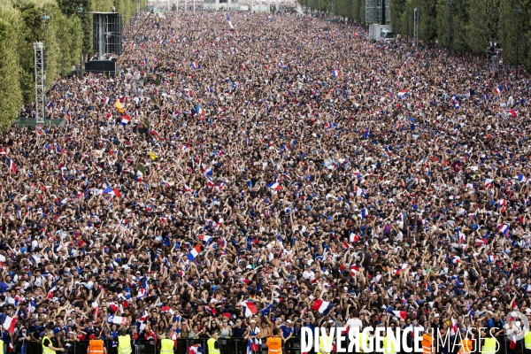 Finale du Mondial 2018 retransmise au Champ de Mars.