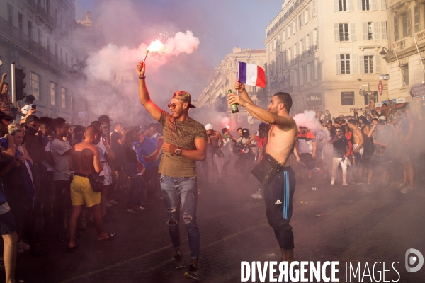 Victoire de la coupe du monde de foot 2018. Marseille en folie