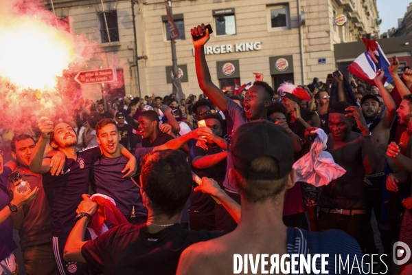 Victoire de la coupe du monde de foot 2018. Marseille en folie