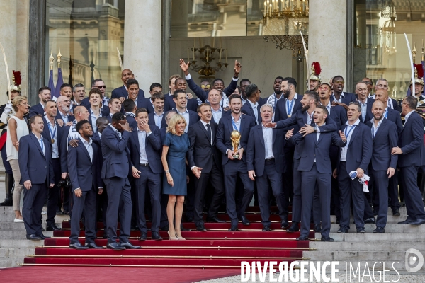 Retour des bleus à Paris après la victoire de la Coupe du monde 2018