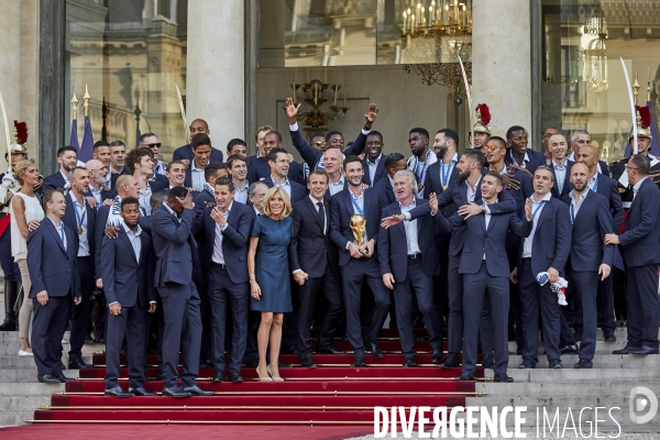 Retour des bleus à Paris après la victoire de la Coupe du monde 2018