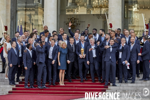 Retour des bleus à Paris après la victoire de la Coupe du monde 2018