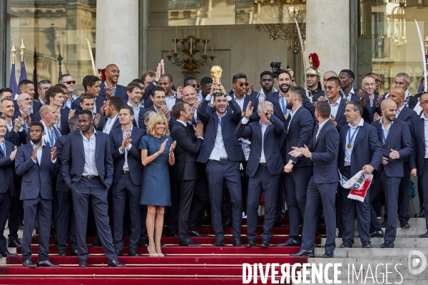 Retour des bleus à Paris après la victoire de la Coupe du monde 2018