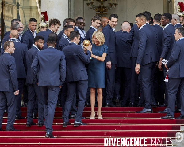 Retour des bleus à Paris après la victoire de la Coupe du monde 2018