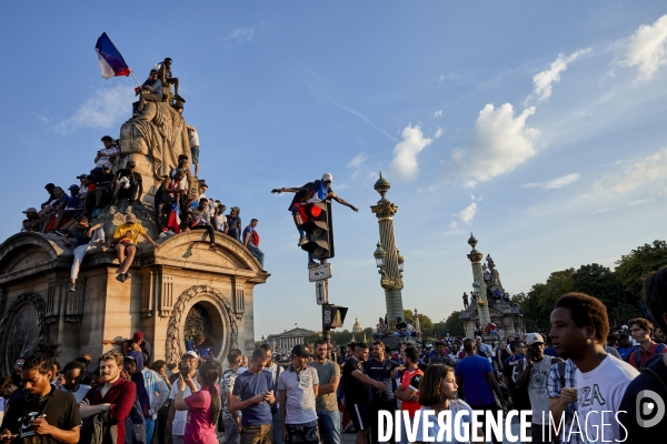 Retour des bleus à Paris après la victoire de la Coupe du monde 2018