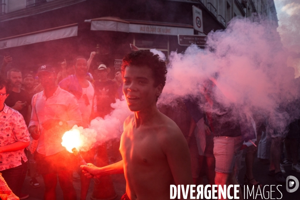 Finale de la coupe du monde 2018 dans un bar à Paris