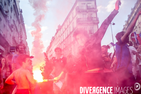 Finale de la coupe du monde 2018 dans un bar à Paris