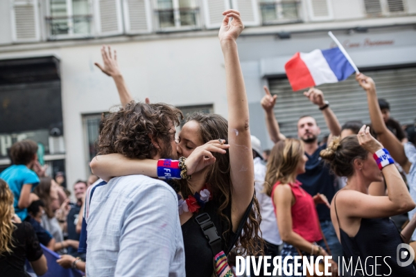 Finale de la coupe du monde 2018 dans un bar à Paris