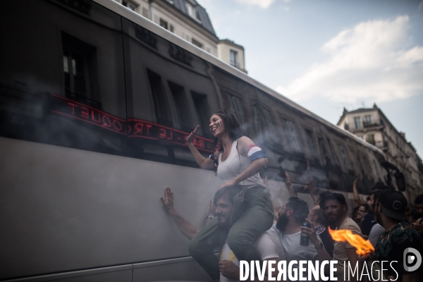 Finale de la coupe du monde 2018 dans un bar à Paris