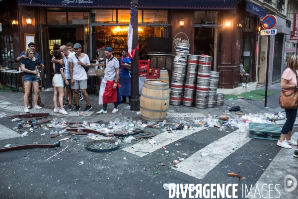 Finale de la coupe du monde 2018 dans un bar à Paris
