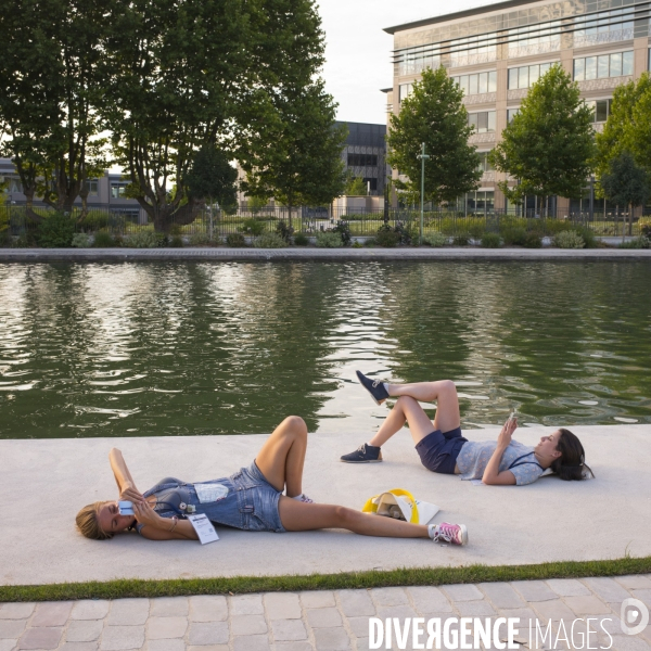 Au fil du canal de l ourcq.