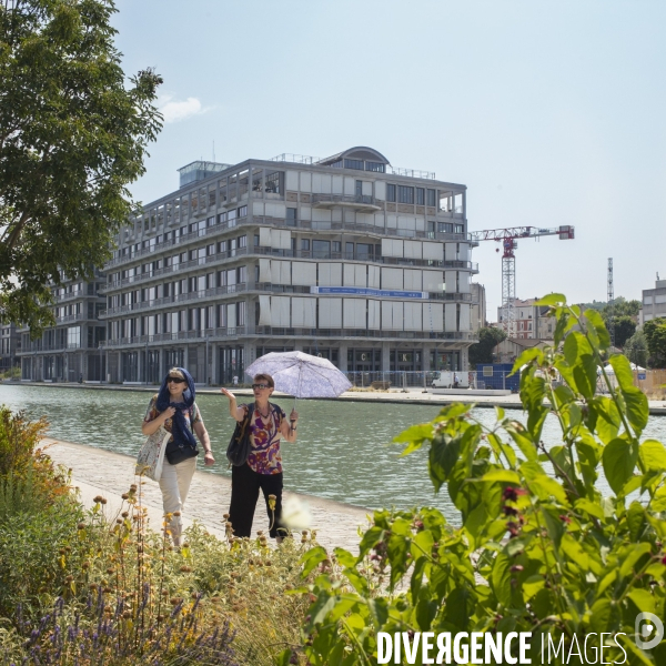 Au fil du canal de l ourcq.