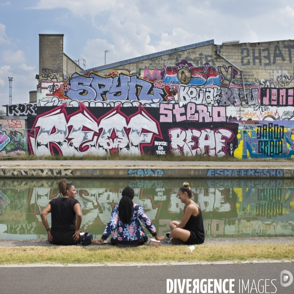 Au fil du canal de l ourcq.