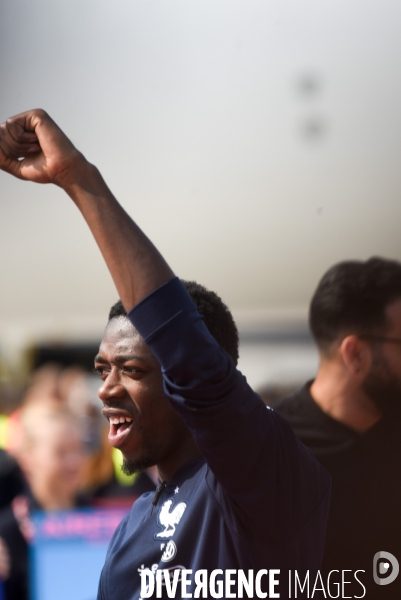 Arrivée de l équipe de France de football après sa victoire en coupe du monde